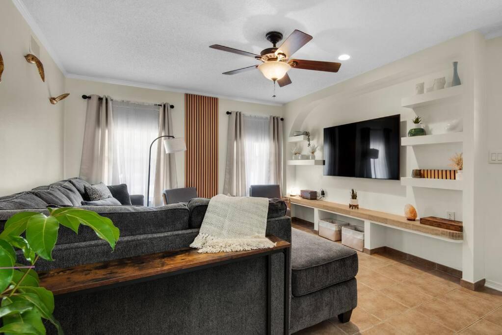 Private Oasis, Pool, Downtown Pns & Beach 3Br-2,5Bt Pensacola Exterior photo