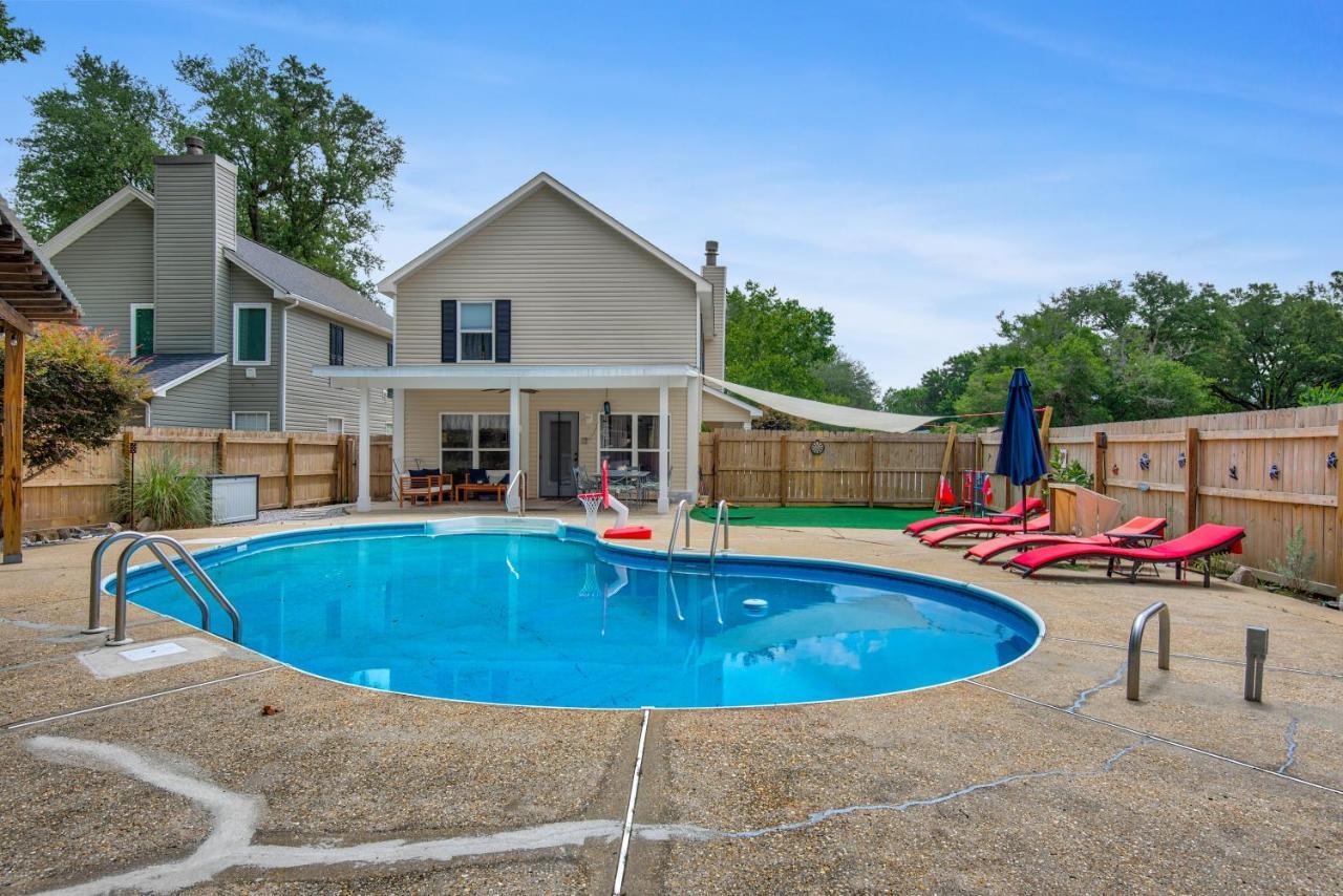 Private Oasis, Pool, Downtown Pns & Beach 3Br-2,5Bt Pensacola Exterior photo
