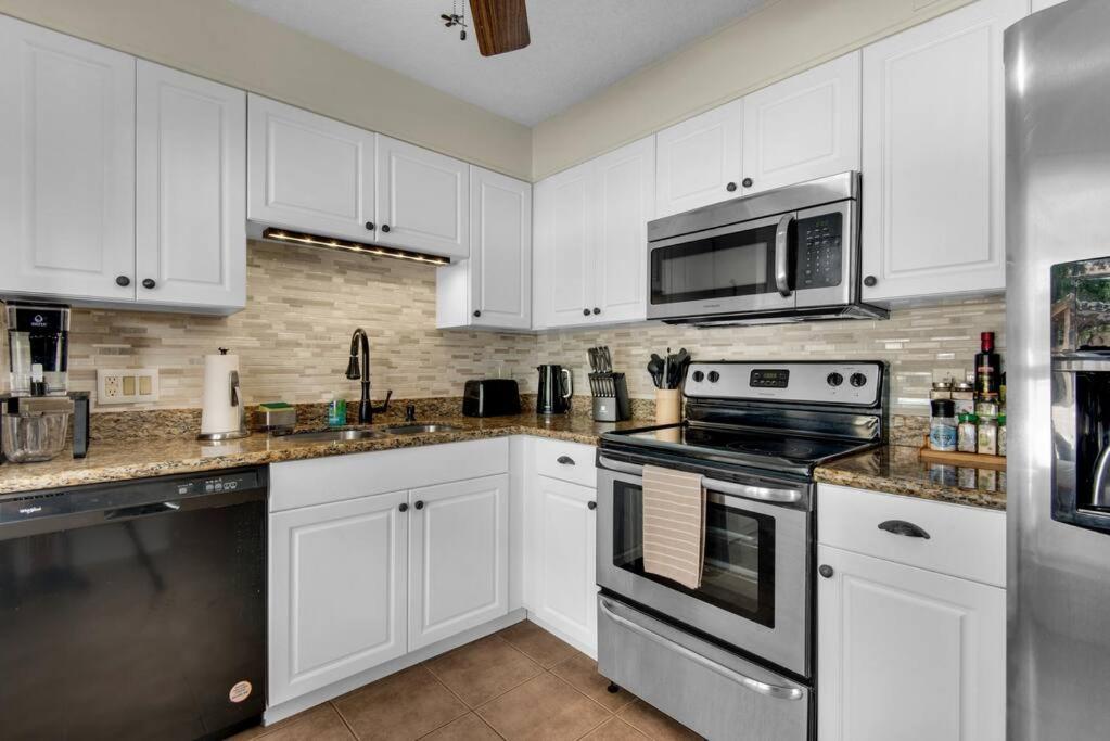 Private Oasis, Pool, Downtown Pns & Beach 3Br-2,5Bt Pensacola Exterior photo